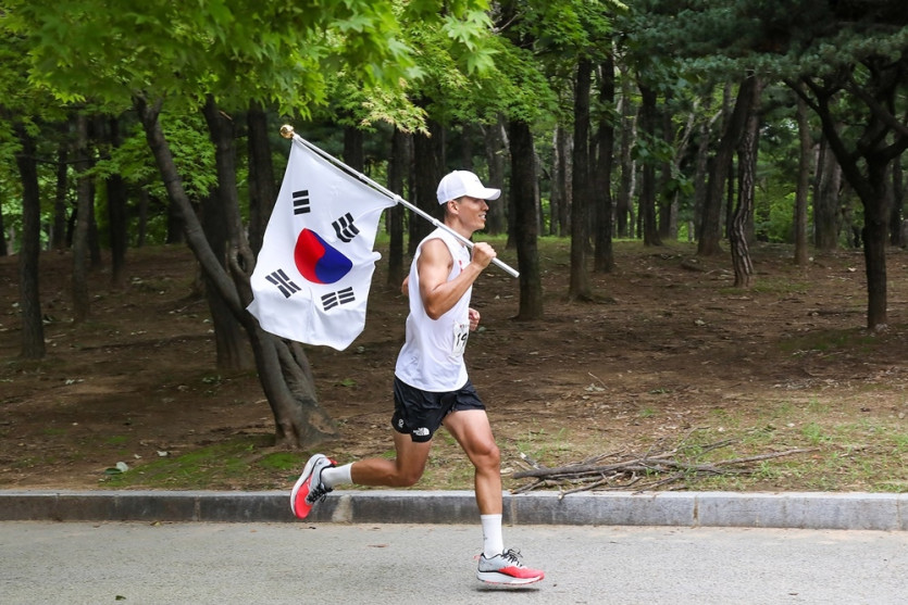 가수 션, 기부 마라톤으로 성금 10억원 모아 (사진 출처: 연합뉴스)