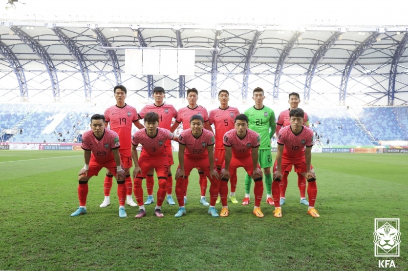 UAE전에 선발 출전한 한국 축구대표. (사진 출처: 연합뉴스)