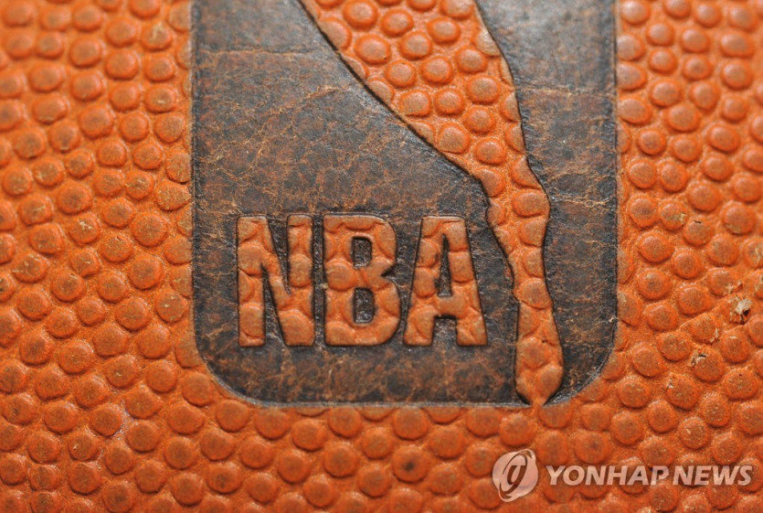 NBA 공식 경기구.