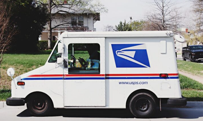 연방 우정국(USPS)은 지난 25일 "우편 범죄에 대응하기 위해 지난 5월부터 전국적인 기습 단속을 벌여 630여 명을 체포했다"고 밝혔다.